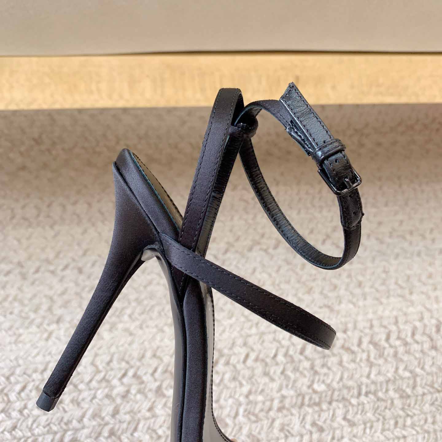 Saint Laurent Hight Heel Sandals - DopestKickz