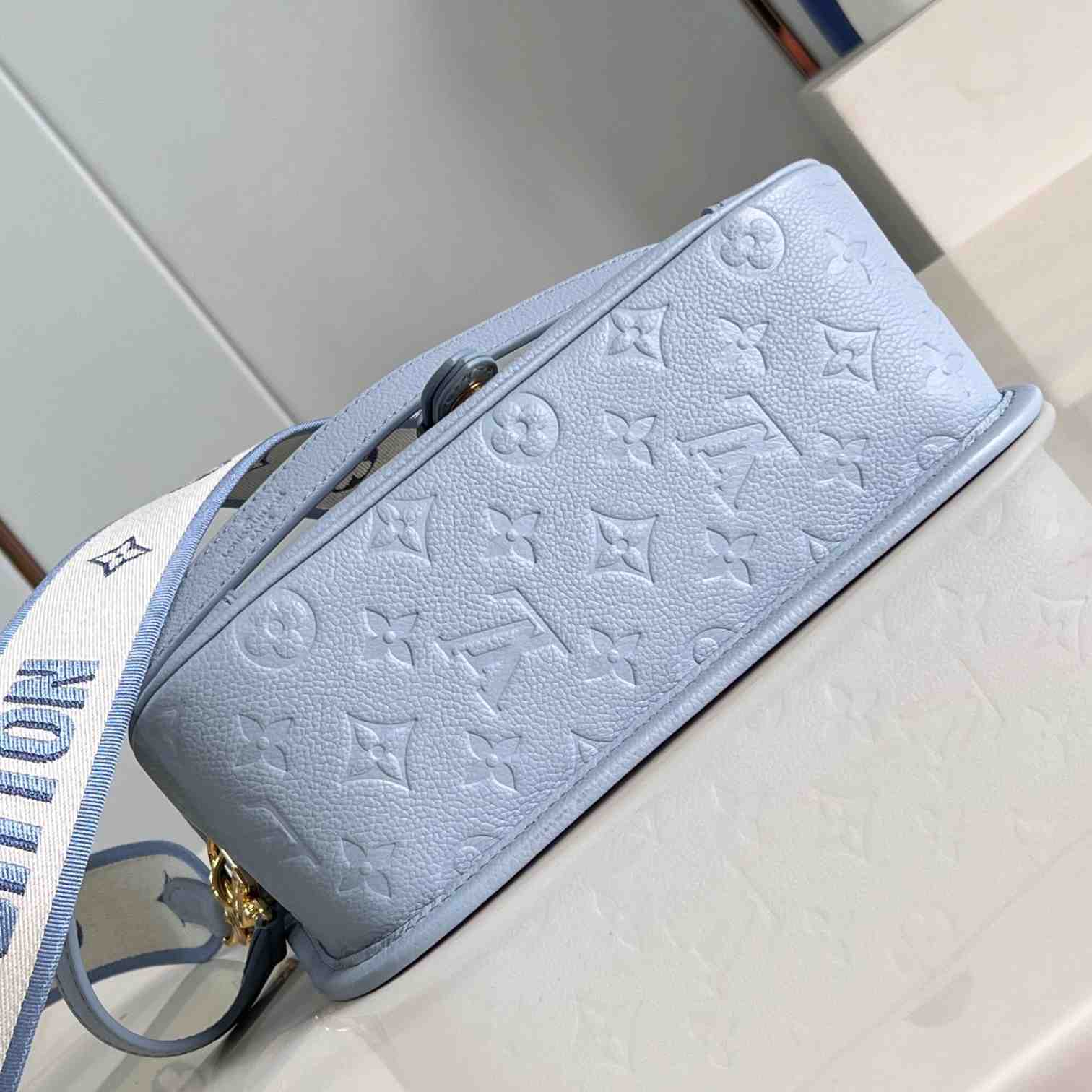 Louis Vuitton Diane    M46846 - DopestKickz