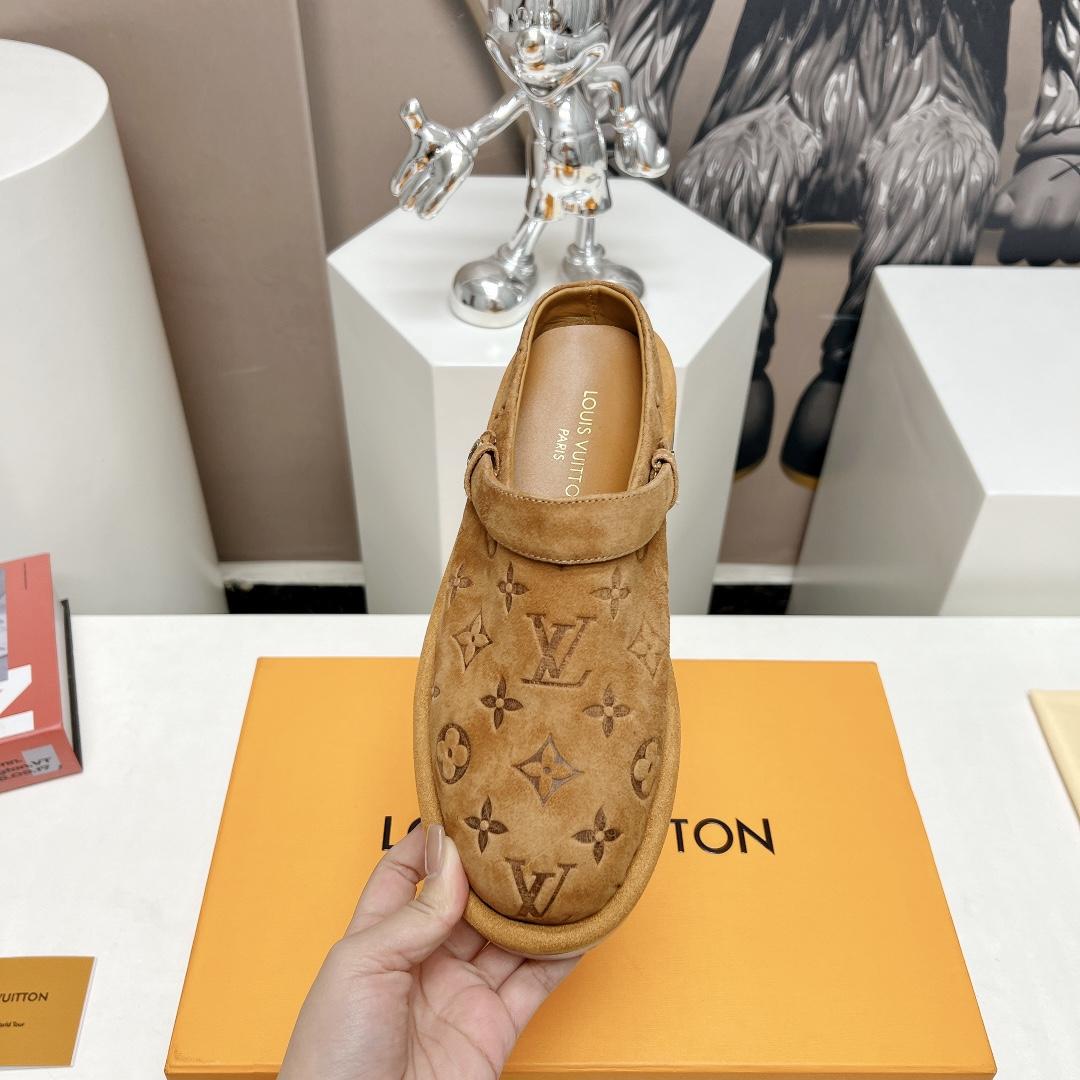 Louis Vuitton Aspen Platform Clog          1ACHWJ - DopestKickz