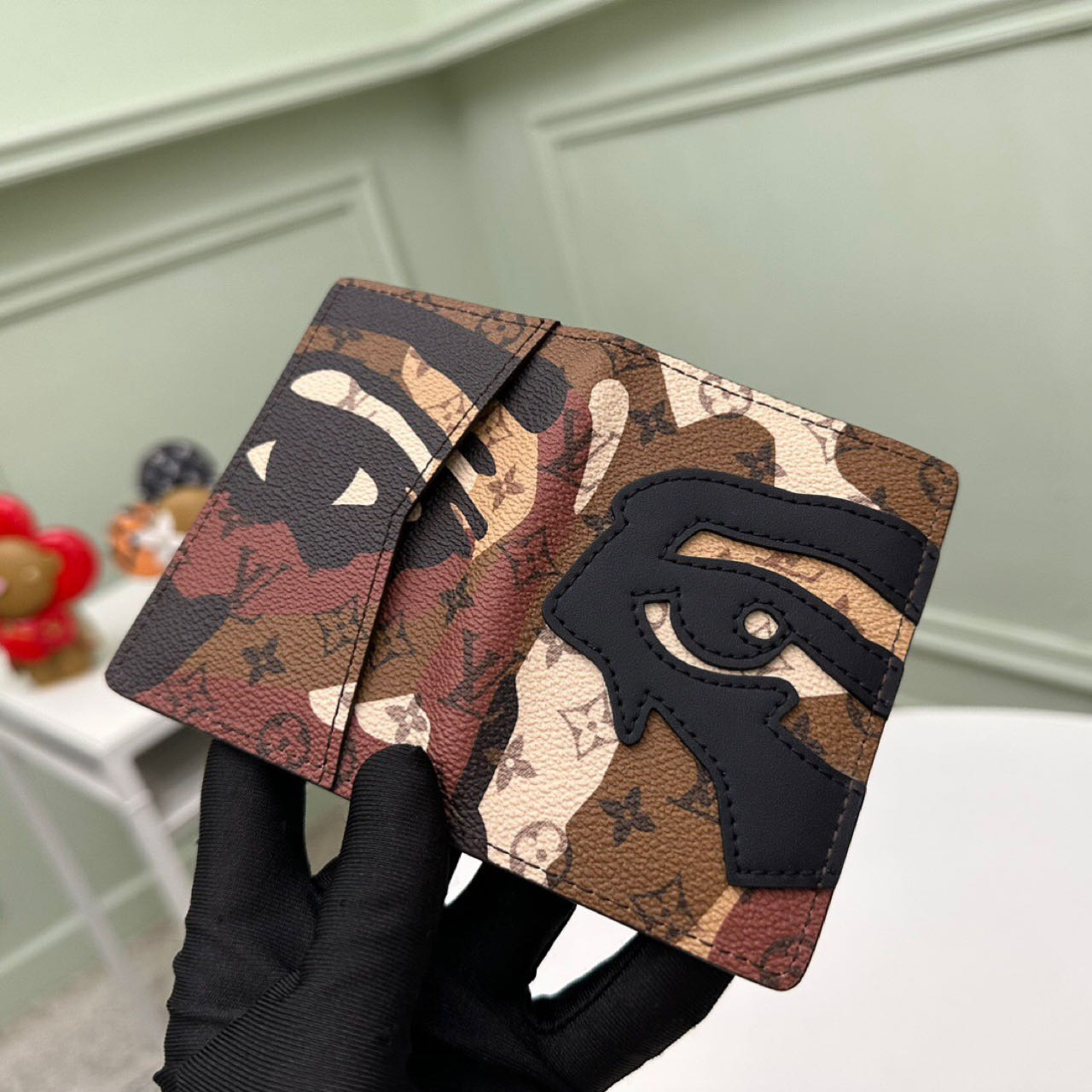 Louis Vuitton Pocket Organizer   M82574 - DopestKickz