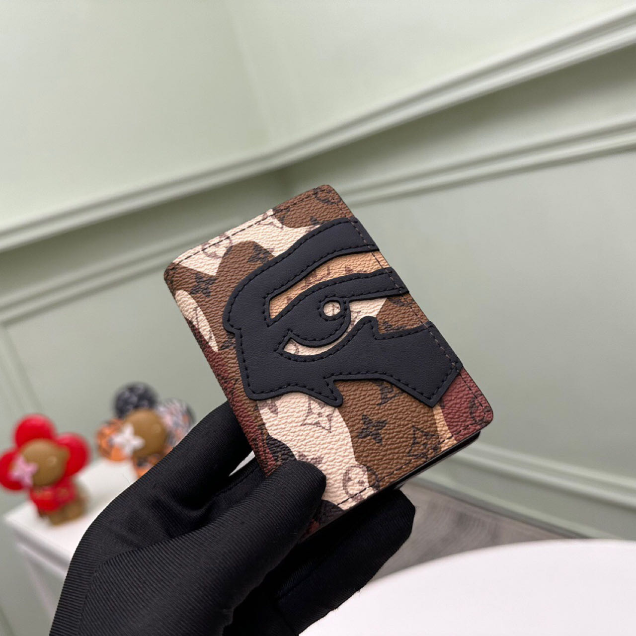 Louis Vuitton Pocket Organizer   M82574 - DopestKickz