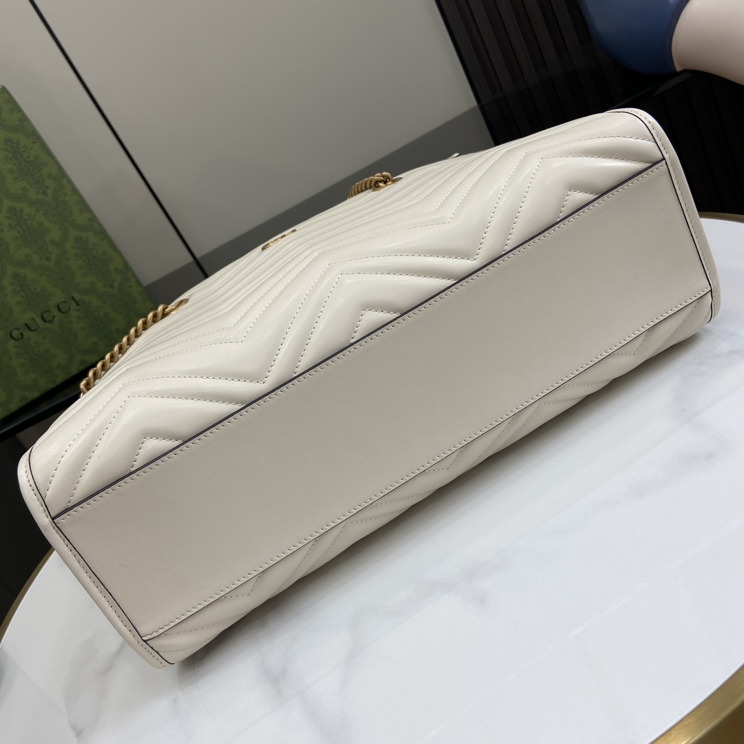 Gucci GG Marmont Medium Tote  - DopestKickz