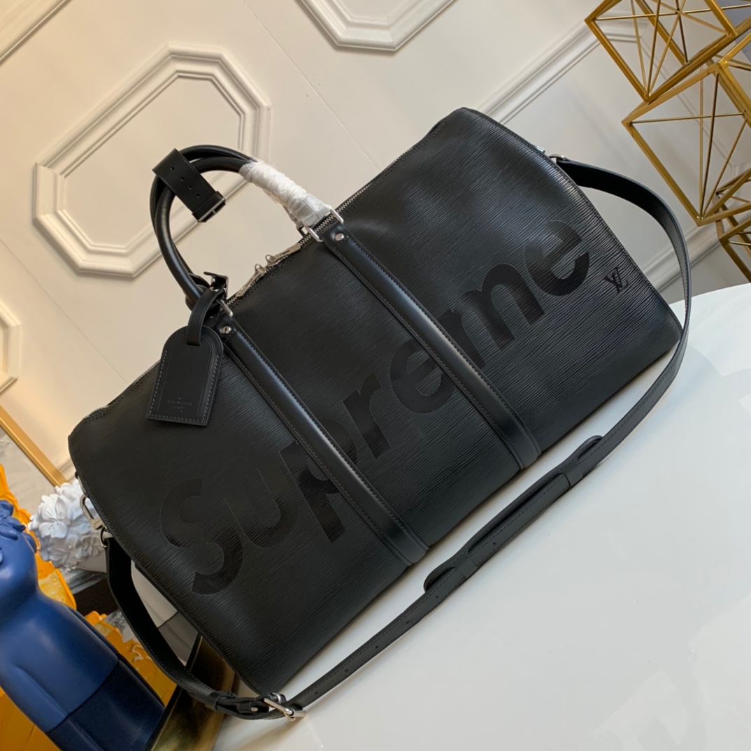 Louis Vuitton x Supreme Keepall  Bandouliere 45 Travel Bag - DopestKickz