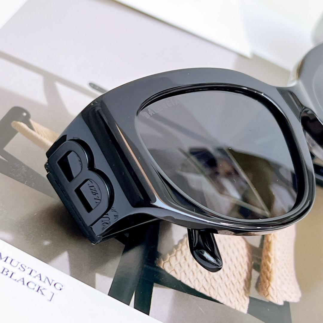 Balenciaga Bossy Round AF Sunglasses In Black  BB0324 - DopestKickz