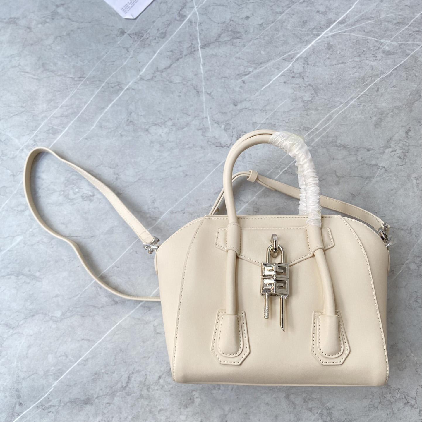 Givenchy Mini Antigona Lock Bag (23*27*13cm) - DopestKickz