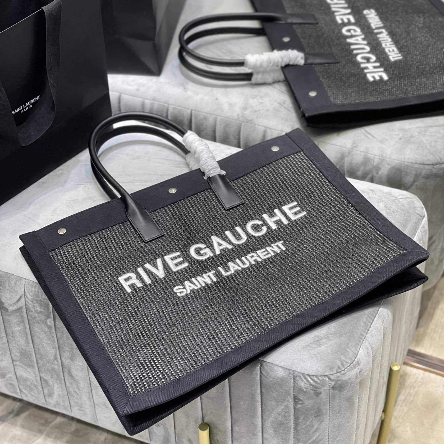 Saint Laurent Rive Gauche Woven Tote Bag   48×36×16cm - DopestKickz