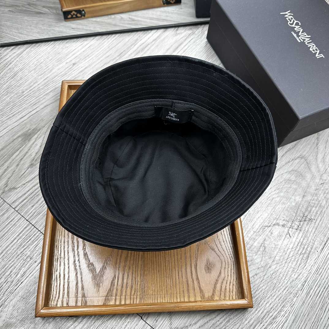 Arc’teryx  Bucket Hat - DopestKickz