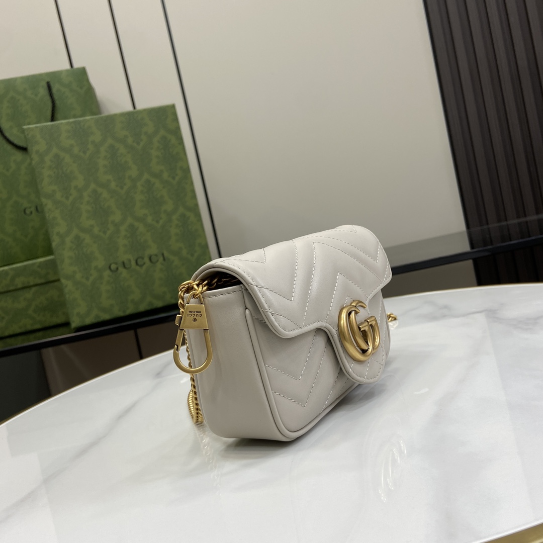 Gucci GG Marmont Super Mini Bag - DopestKickz