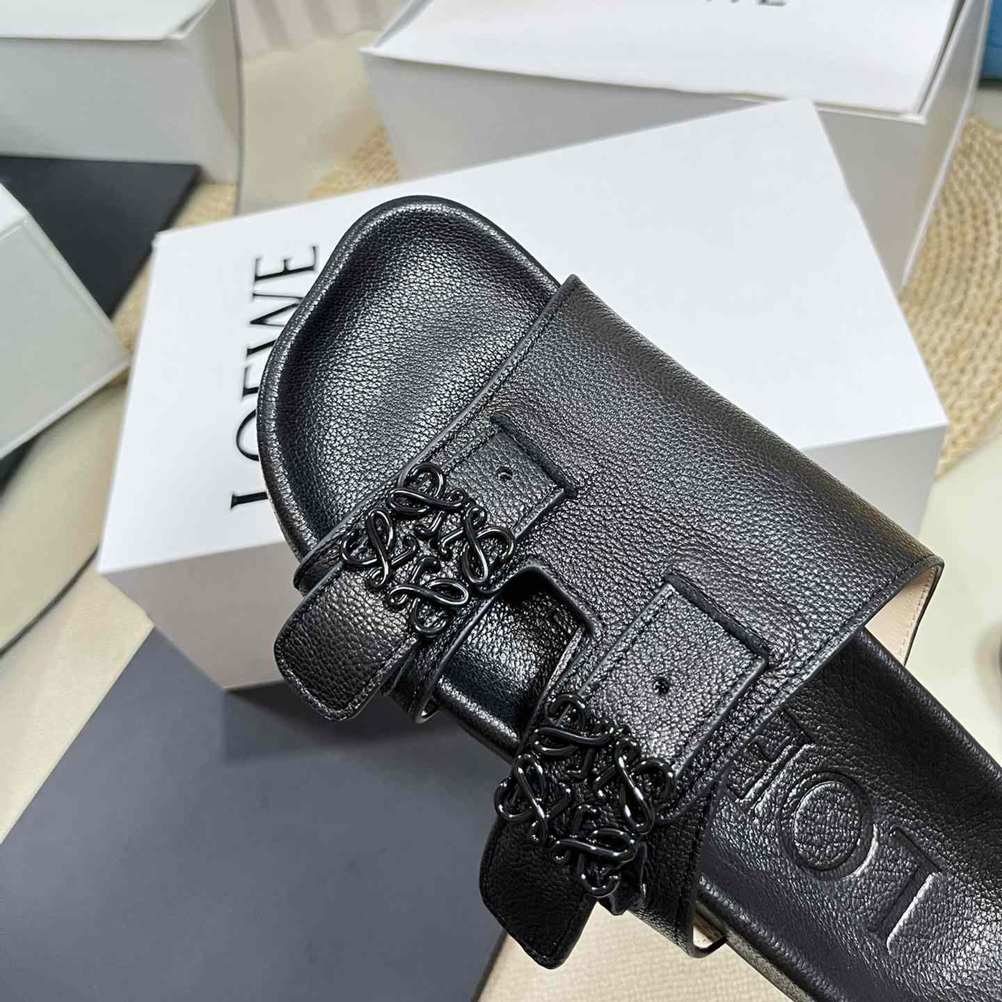 Loewe Ease slide In Goatskin - DopestKickz