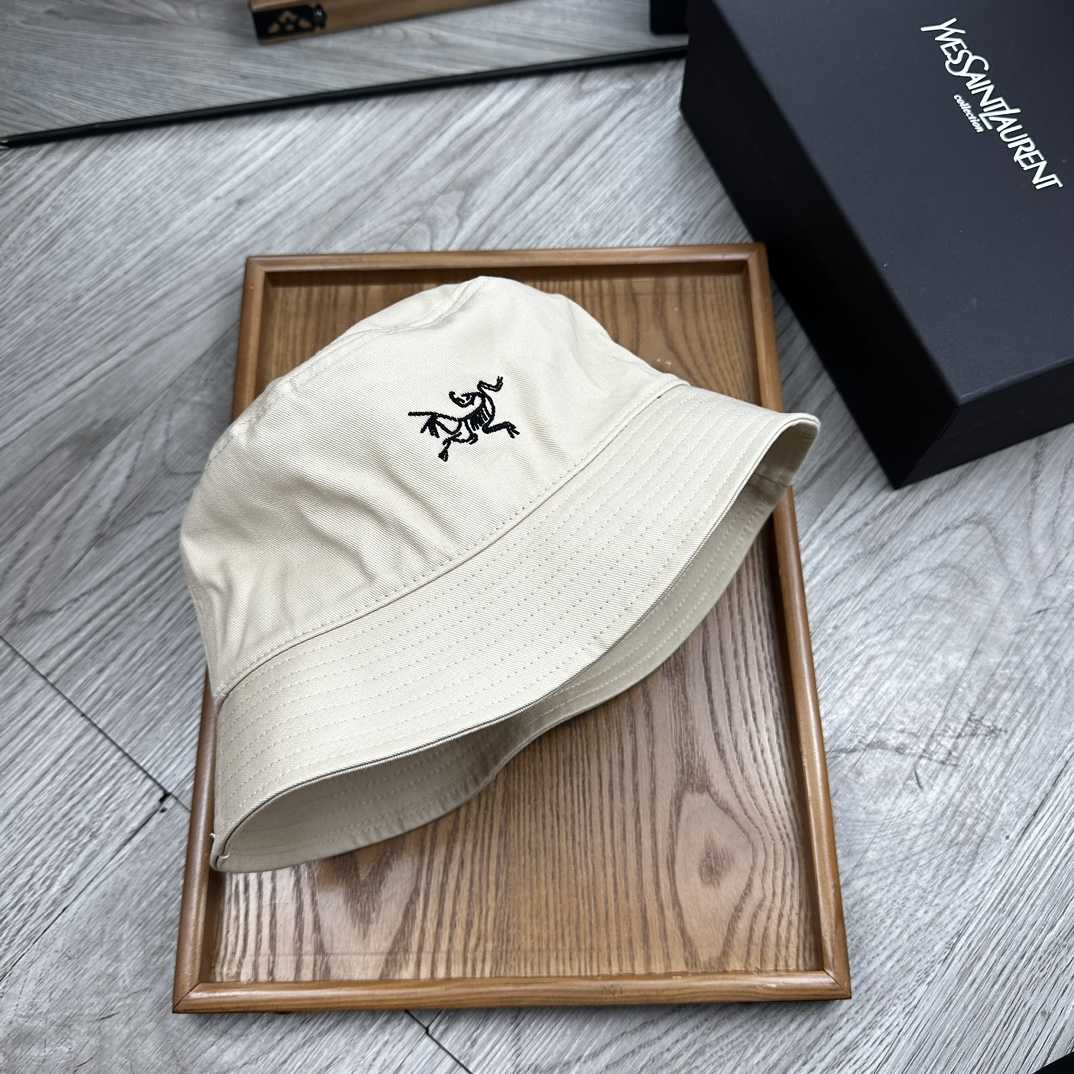 Arc’teryx  Bucket Hat - DopestKickz