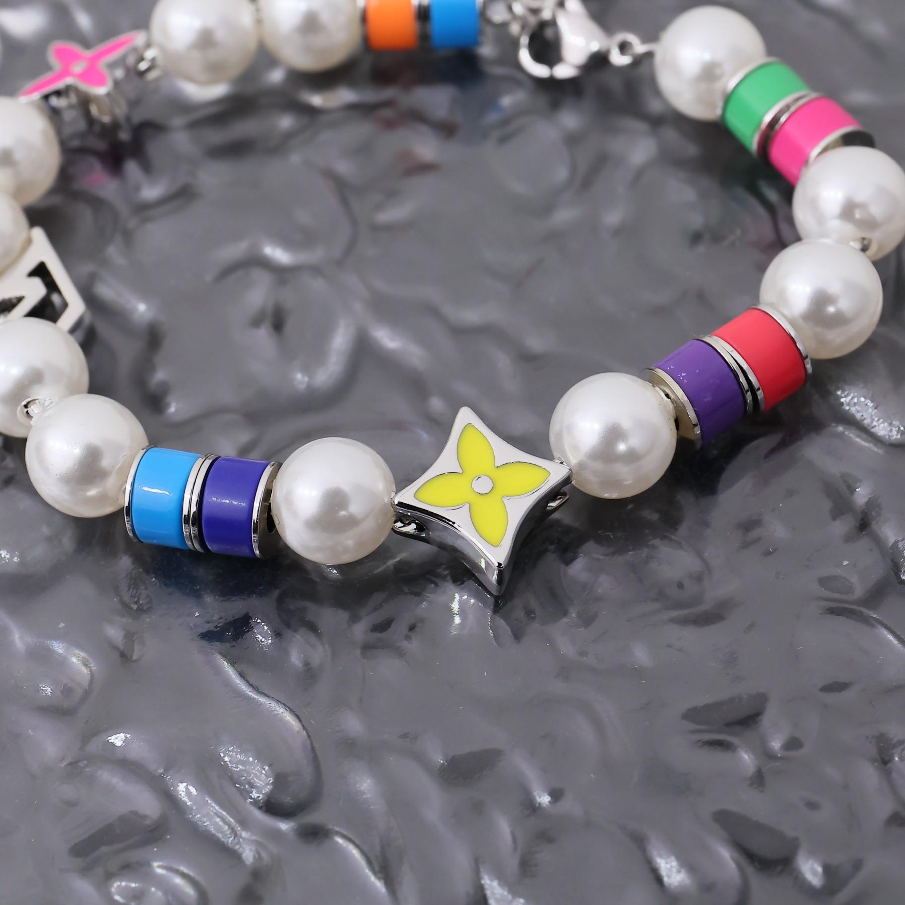 Louis Vuitton MNG Pearls Party Bracelet    M1264A - DopestKickz