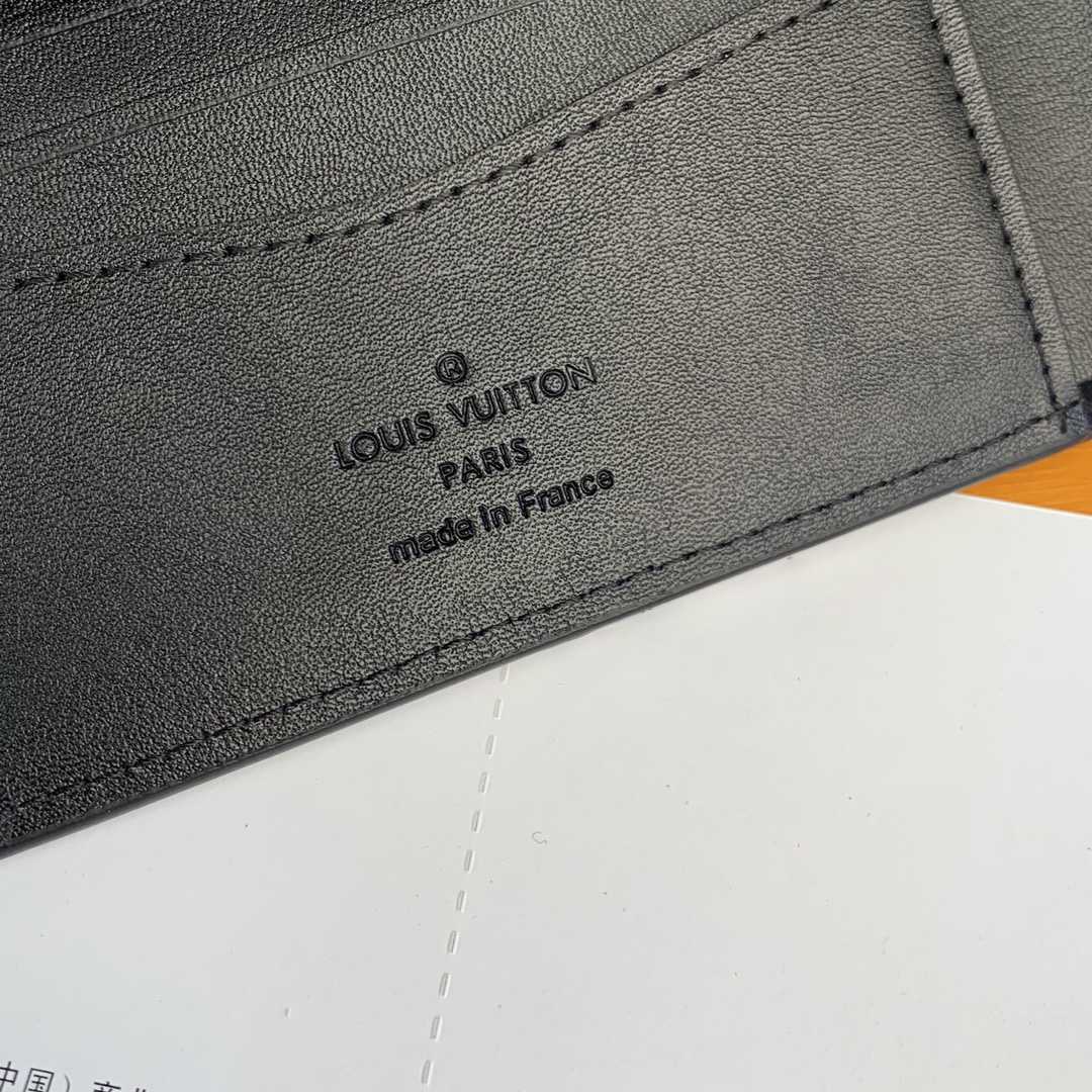 Louis Vuitton Monogram Wallet  M69037 - DopestKickz