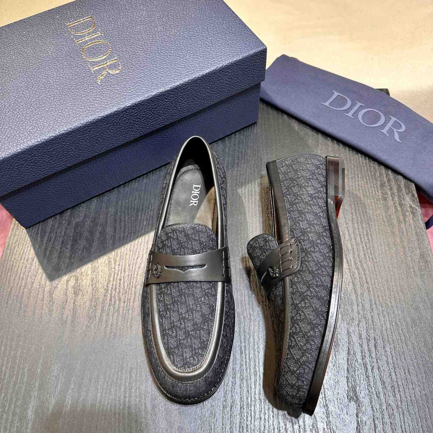 Dior Oblique Loafer - DopestKickz