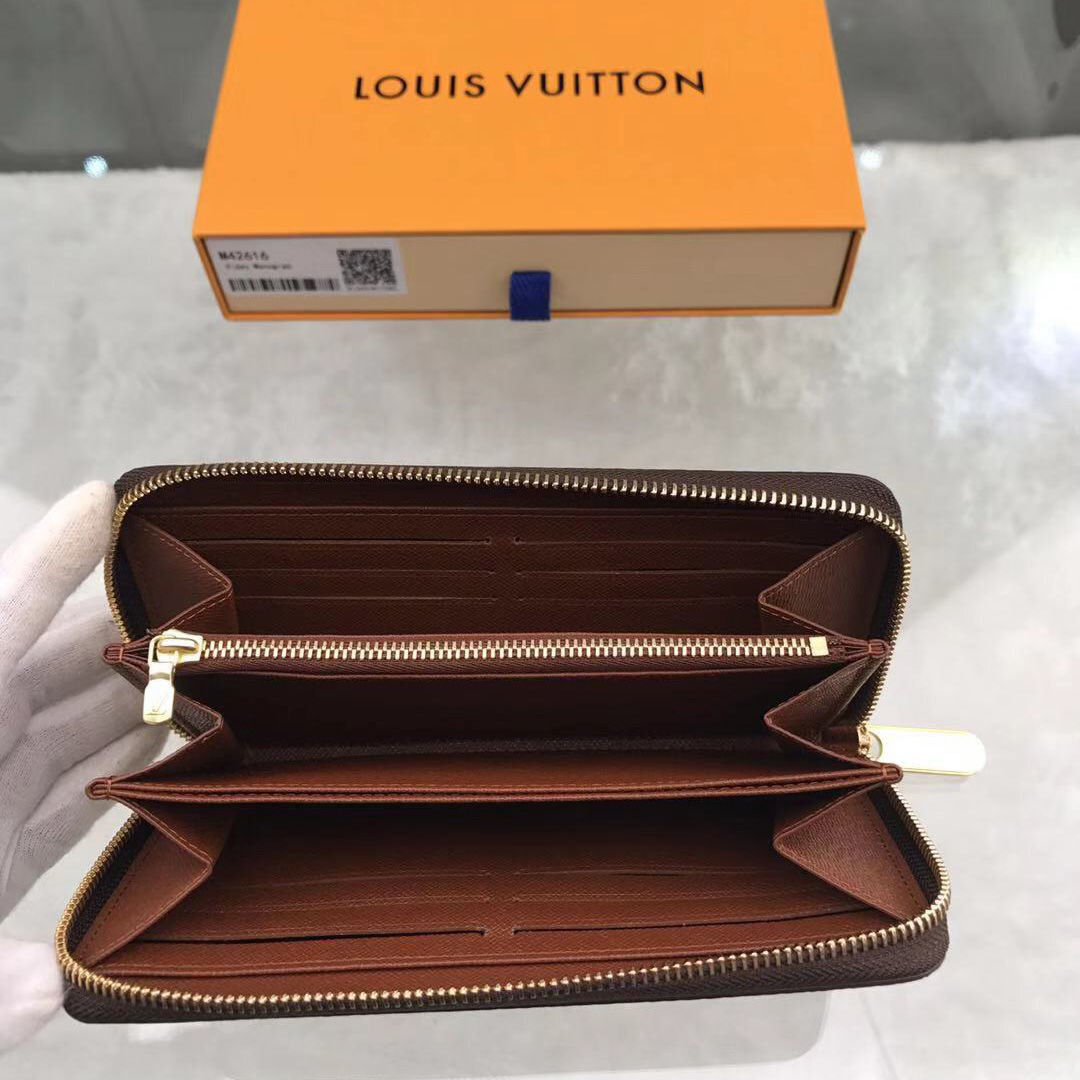 Louis Vuitton Zippy Wallet     M42616 - DopestKickz