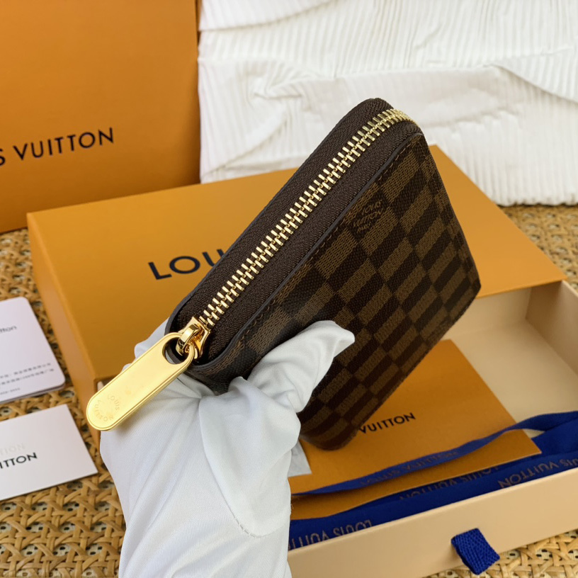 Louis Vuitton Zippy Wallet  N41661 - DopestKickz