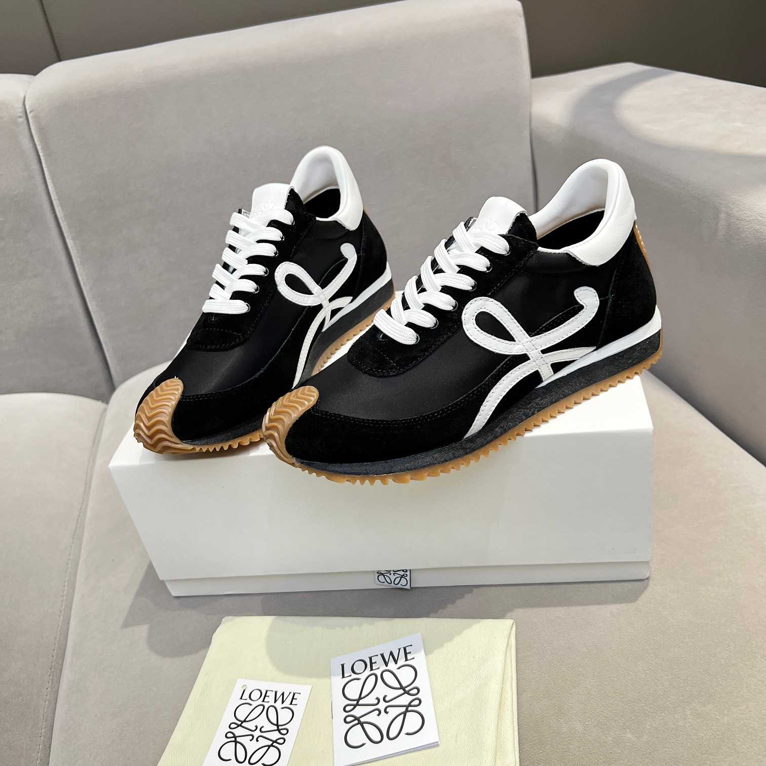 Loewe Flow Runner - DopestKickz