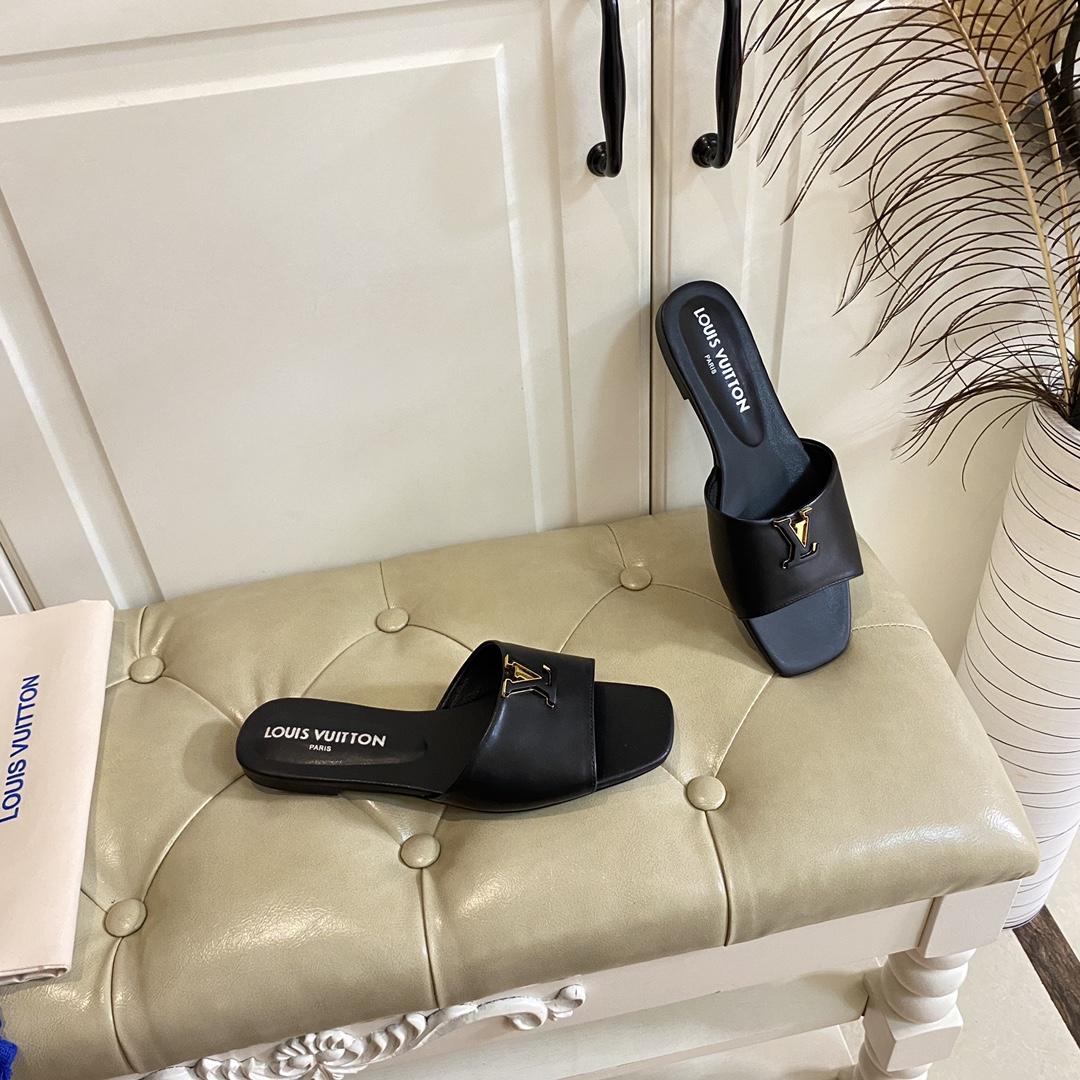 Louis Vuitton LV Capri Flat Mule   1ACTMS - DopestKickz