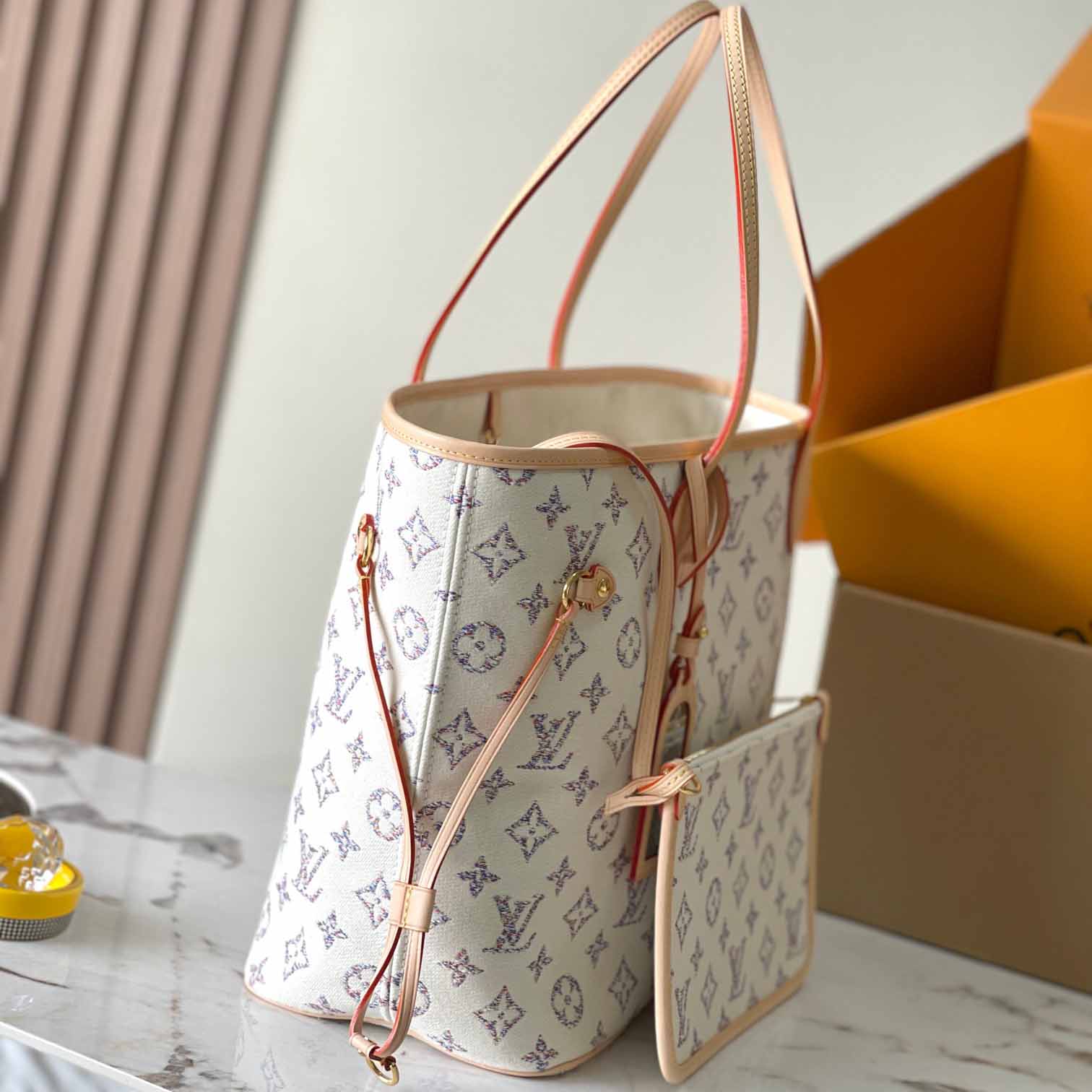 Louis Vuitton Neverfull MM   M24905 - DopestKickz