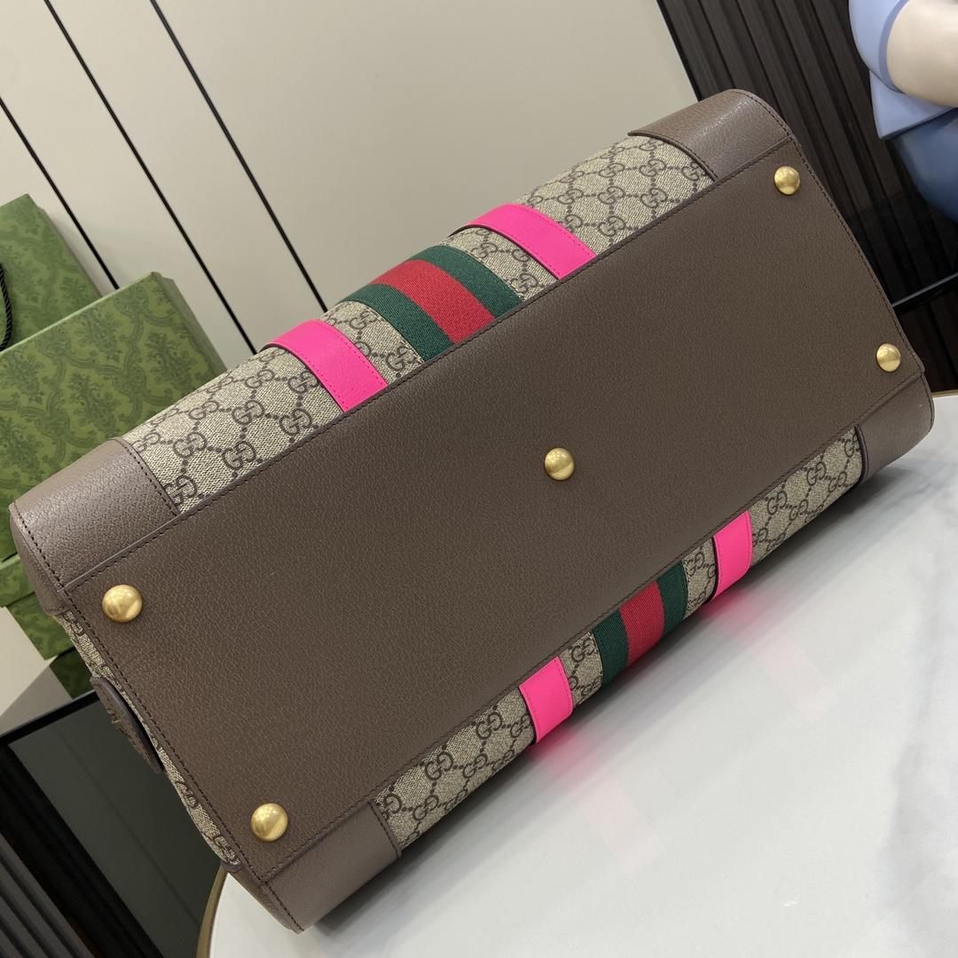 Gucci Savoy Medium Duffle Bag  - DopestKickz