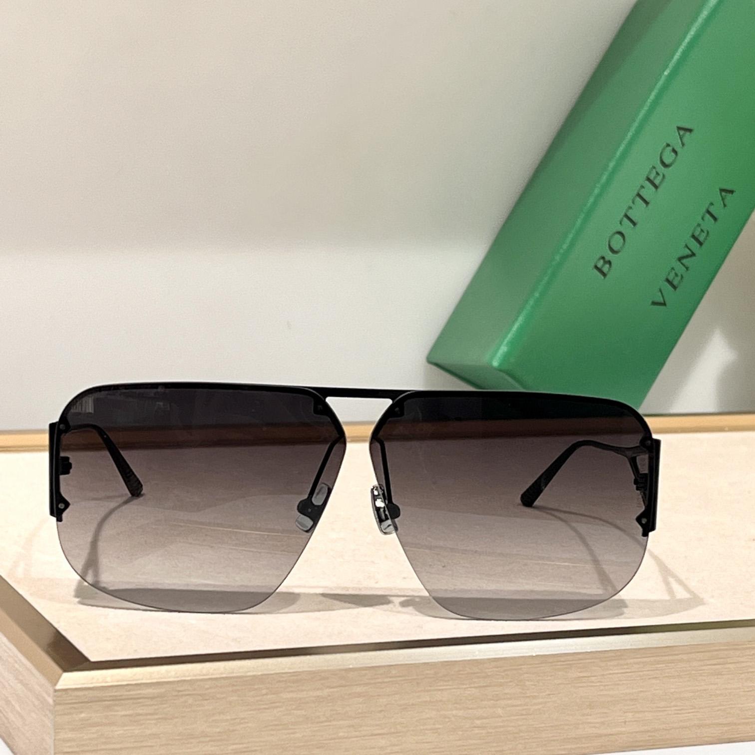 Bottega Veneta BV1065  Sunglasses    - DopestKickz