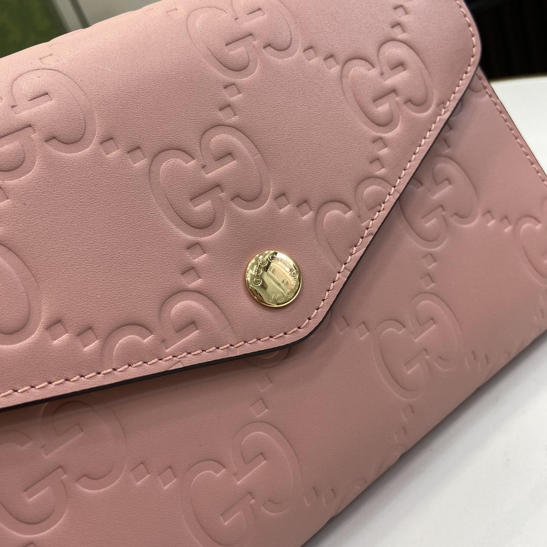 Gucci GG Chain Wallet - DopestKickz