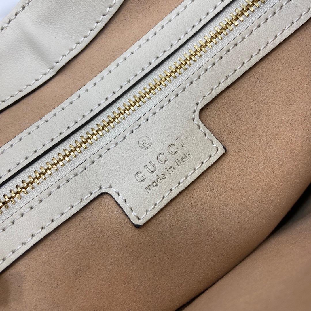 Gucci Padlock GG Medium Shoulder Bag - DopestKickz