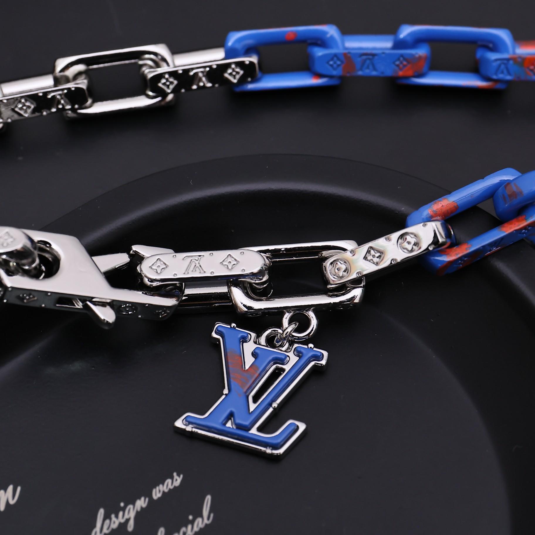 Louis Vuitton Monogram Chain Necklace   M01494 - DopestKickz