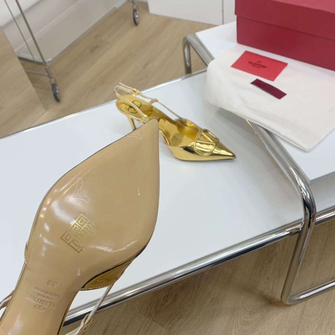 Valenti Valentino Garavani VLogo Signature Pump   80cm - DopestKickz