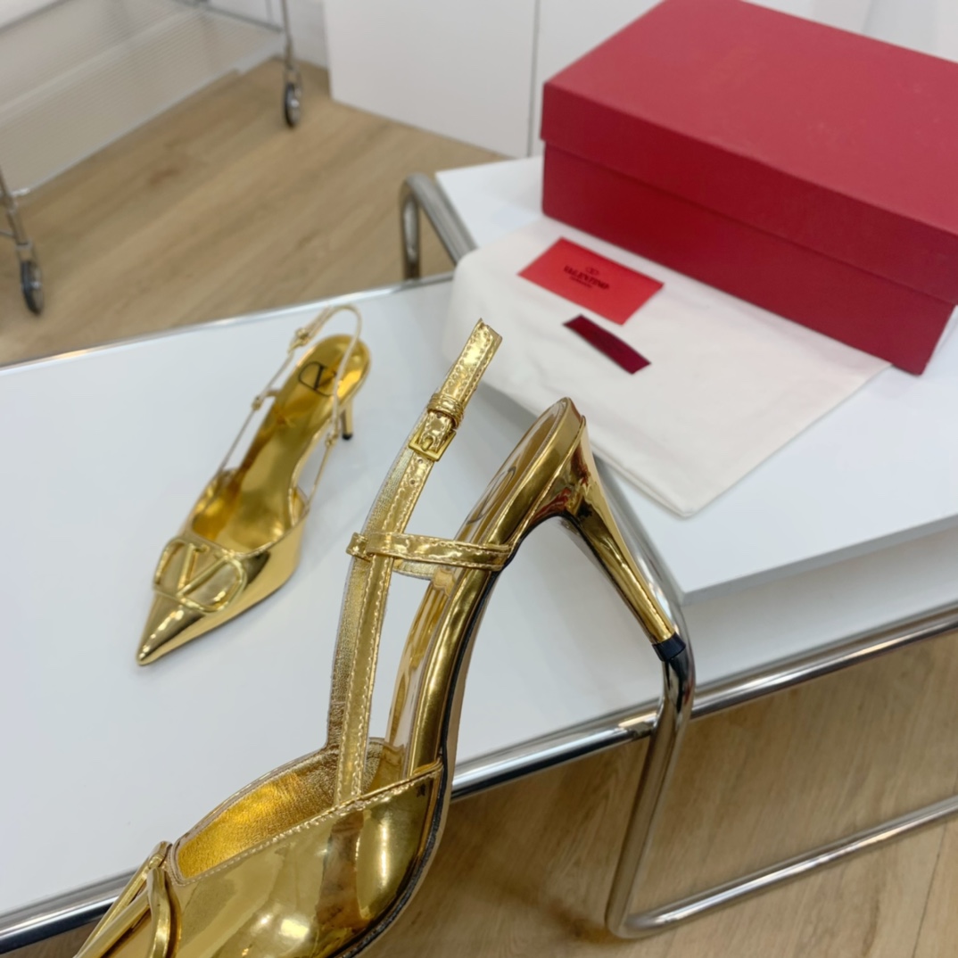 Valenti Valentino Garavani VLogo Signature Pump   80cm - DopestKickz