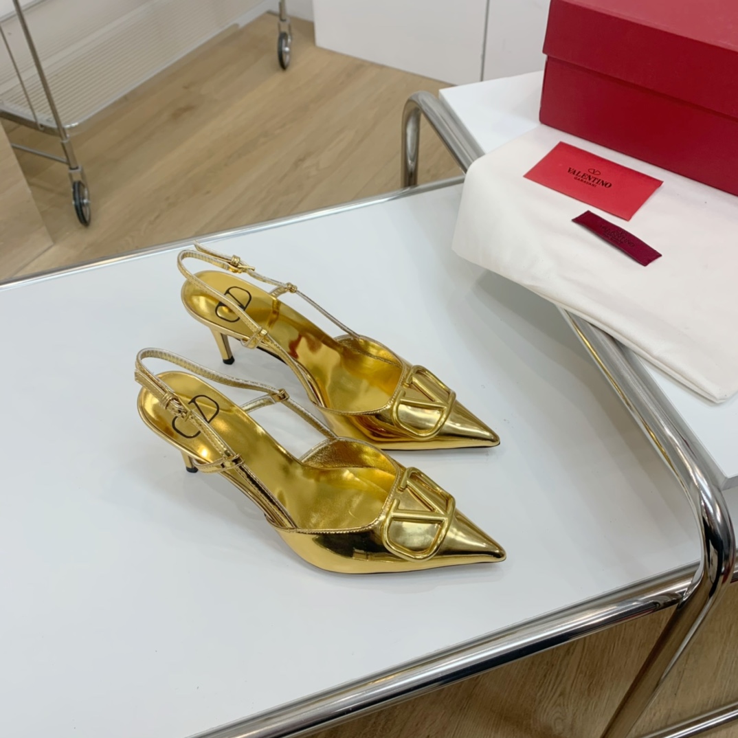 Valenti Valentino Garavani VLogo Signature Pump   80cm - DopestKickz