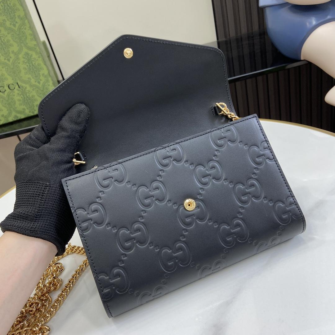 Gucci GG Chain Wallet - DopestKickz