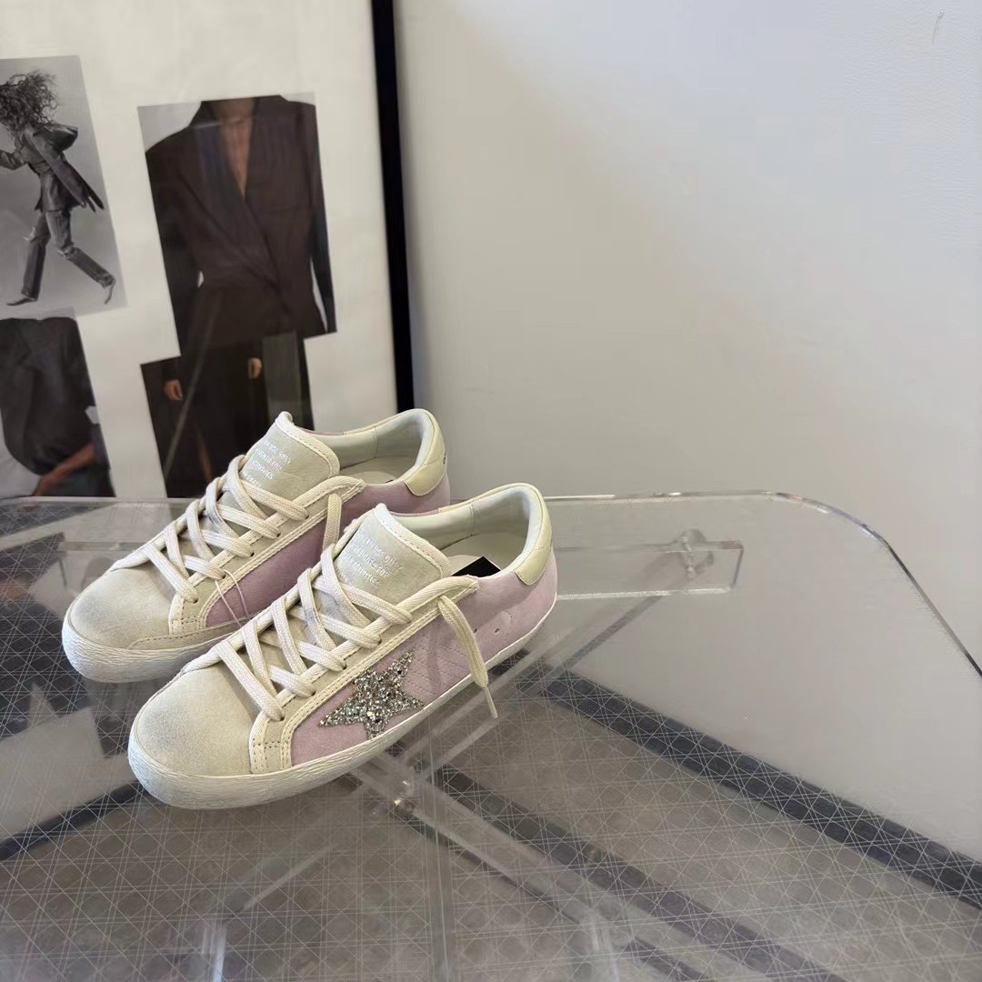 Golden Goose Sneakers - DopestKickz