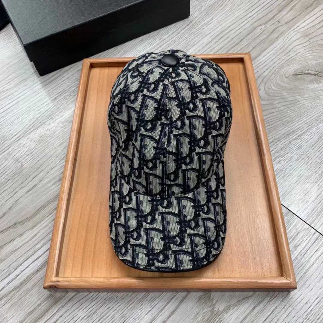 Dior Oblique Baseball Cap - DopestKickz
