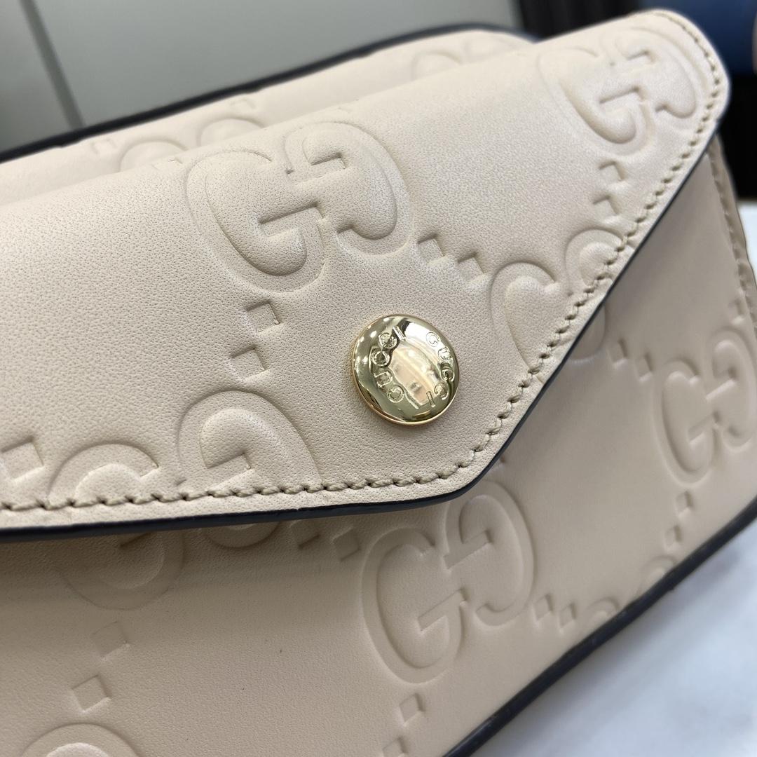 Gucci GG Super Mini Shoulder Bag - DopestKickz