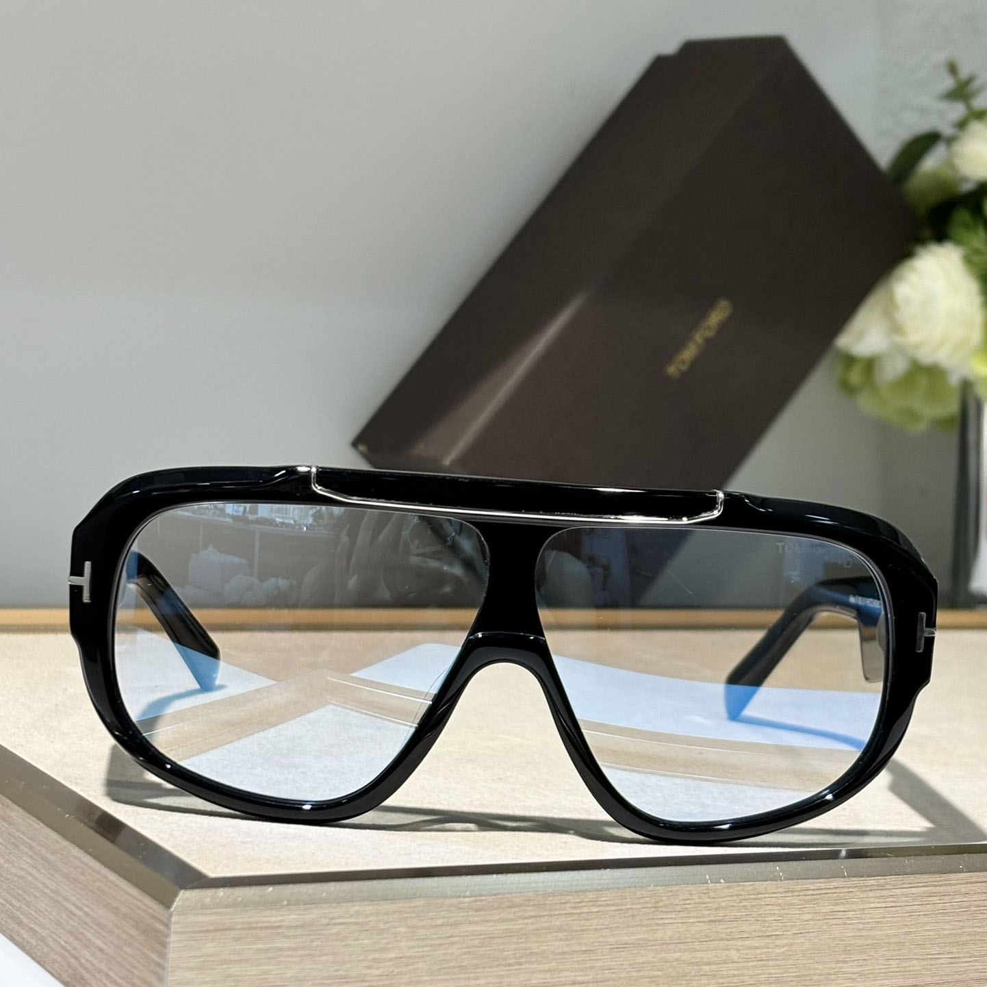 Tom Ford TF 1093 Sunglasses - DopestKickz
