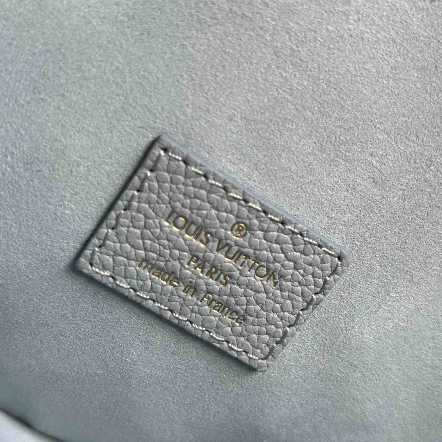 Louis Vuitton Nano Diane   M83592 - DopestKickz