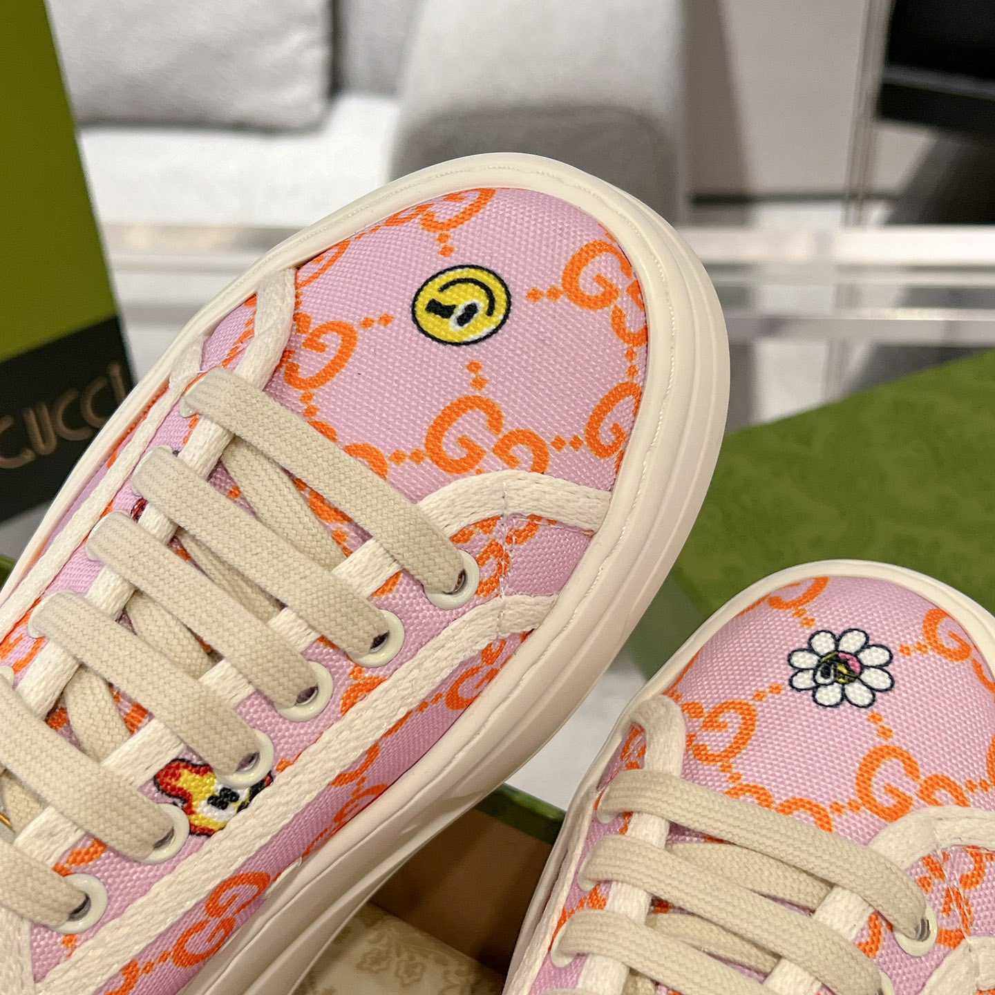 Gucci Women's GG Sneaker - DopestKickz
