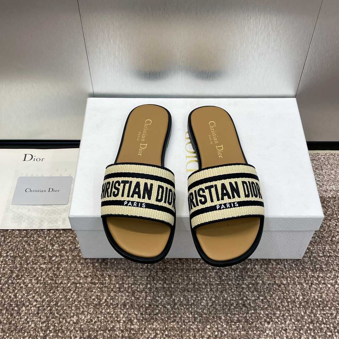 Dior Dway Slide - DopestKickz