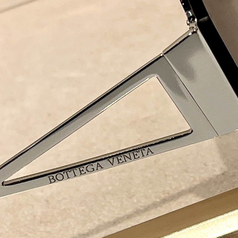 Bottega Veneta BV1065  Sunglasses    - DopestKickz