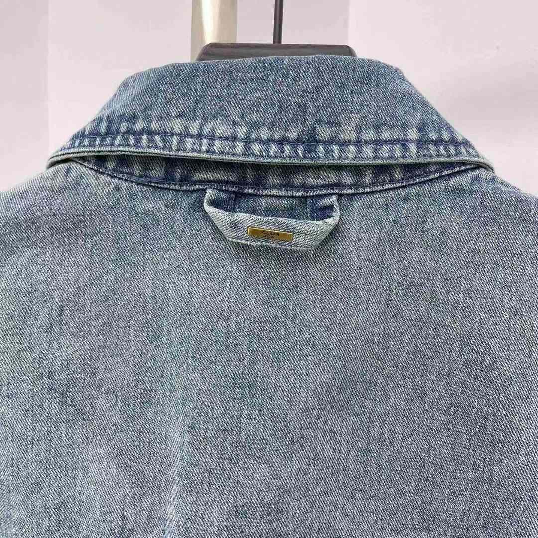 Louis Vuitton Short-Sleeved Denim Workwear Shirt  1ABLDG - DopestKickz