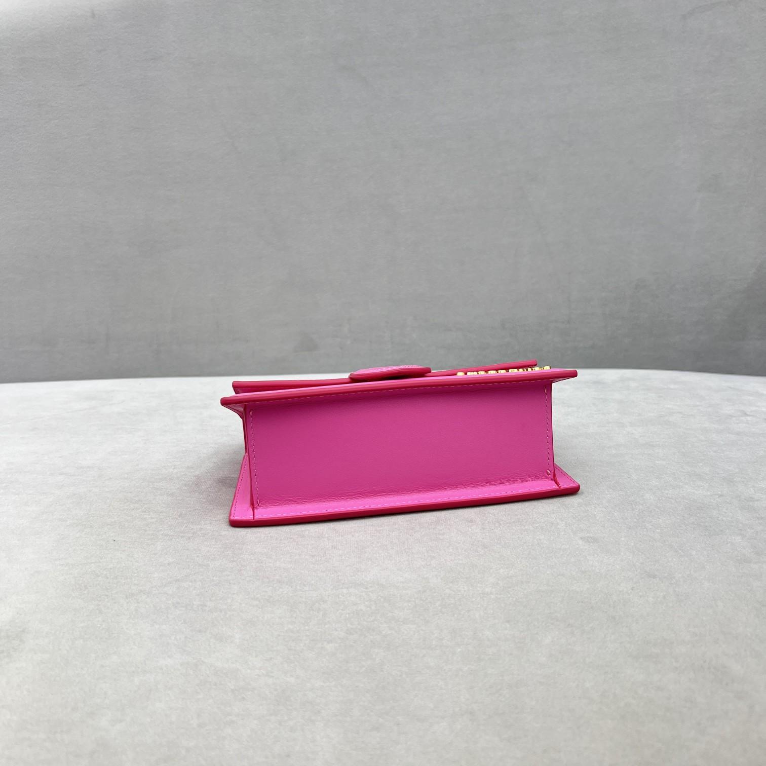 Jacquemus Le Bambino Small Flap Bag - DopestKickz