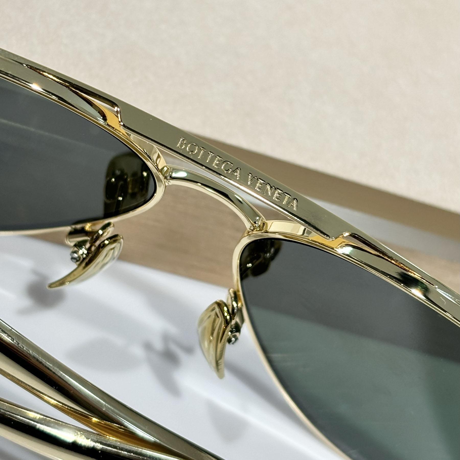 Bottega Veneta Sardine Aviator Sunglasses   BV1305S - DopestKickz