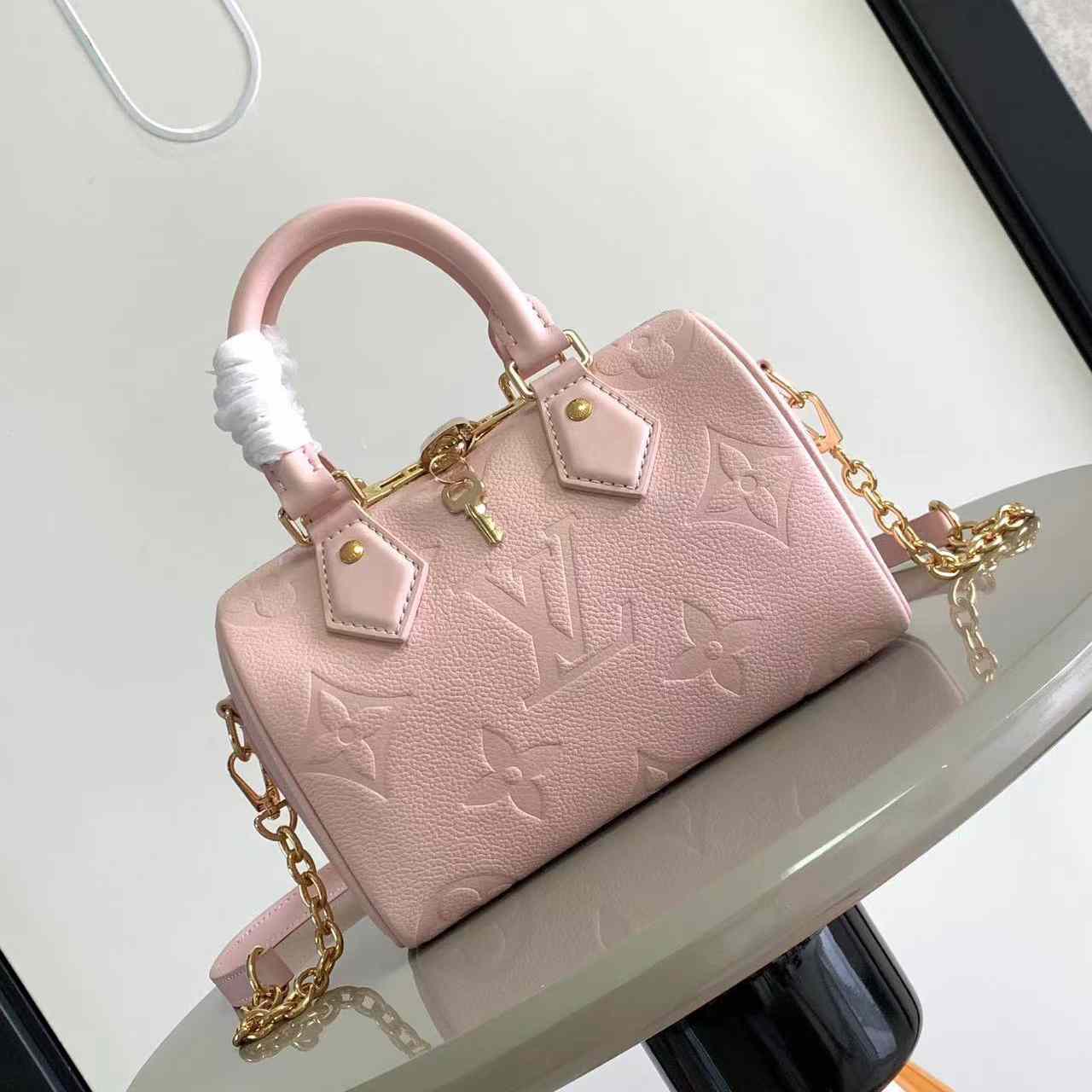 Louis Vuitton Speedy Bandoulière 20   M47136 - DopestKickz