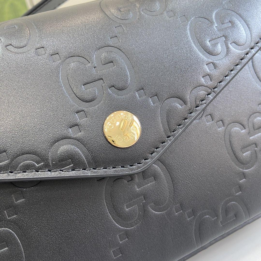 Gucci GG Super Mini Shoulder Bag - DopestKickz