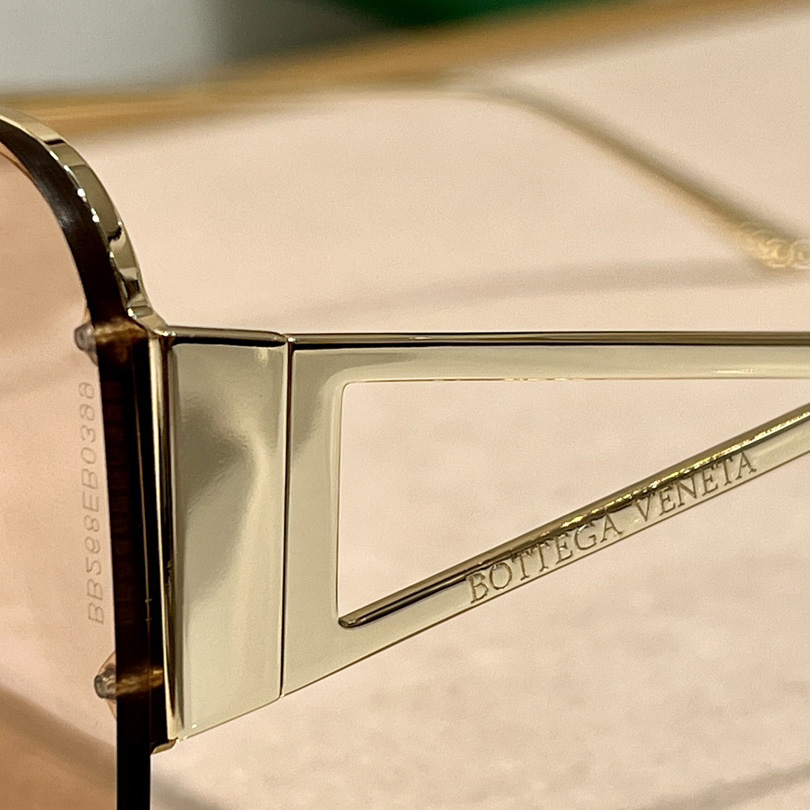 Bottega Veneta BV1065  Sunglasses    - DopestKickz