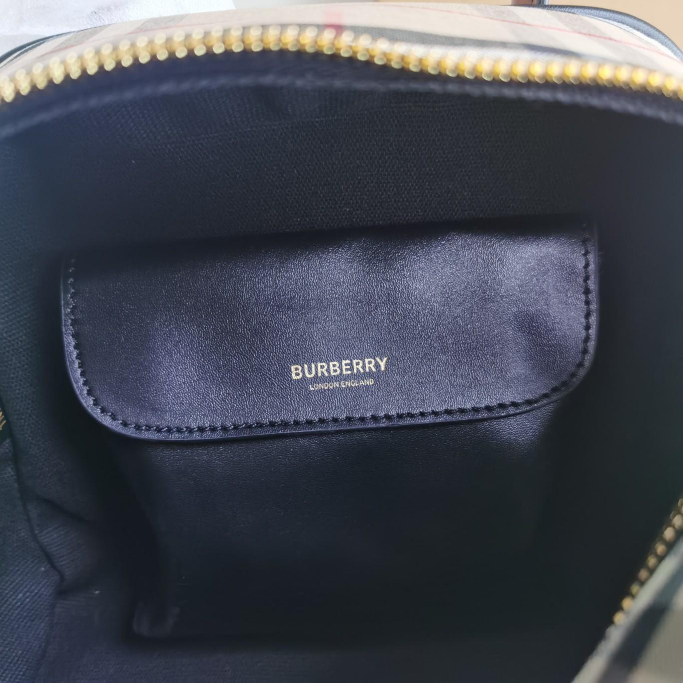 Burberry Cube Bag Leather With Vintage Check   W34 x H21 x D19cm - DopestKickz