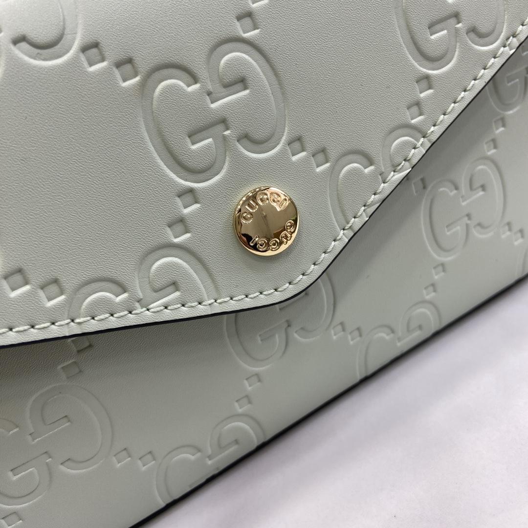 Gucci GG Super Mini Shoulder Bag - DopestKickz