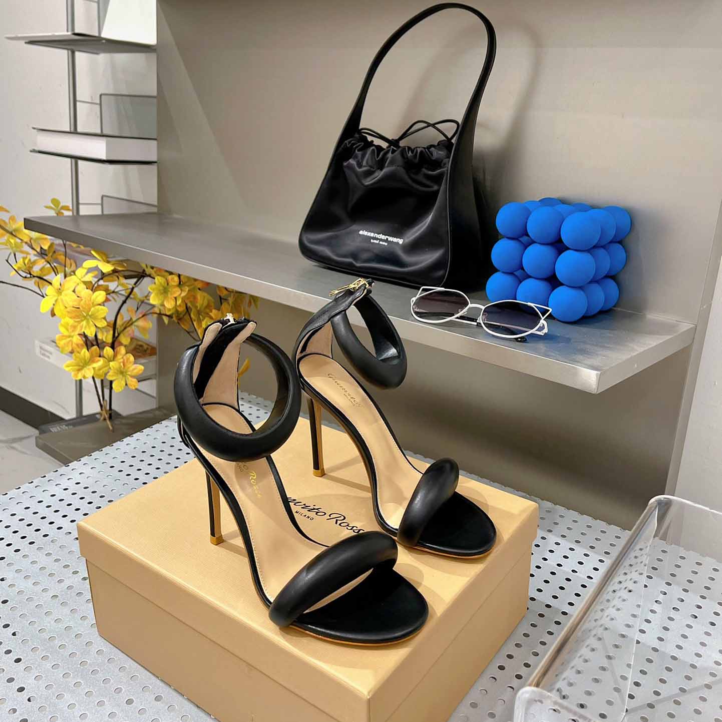 Gianvito Rossi Leather Bijoux Sandals - DopestKickz