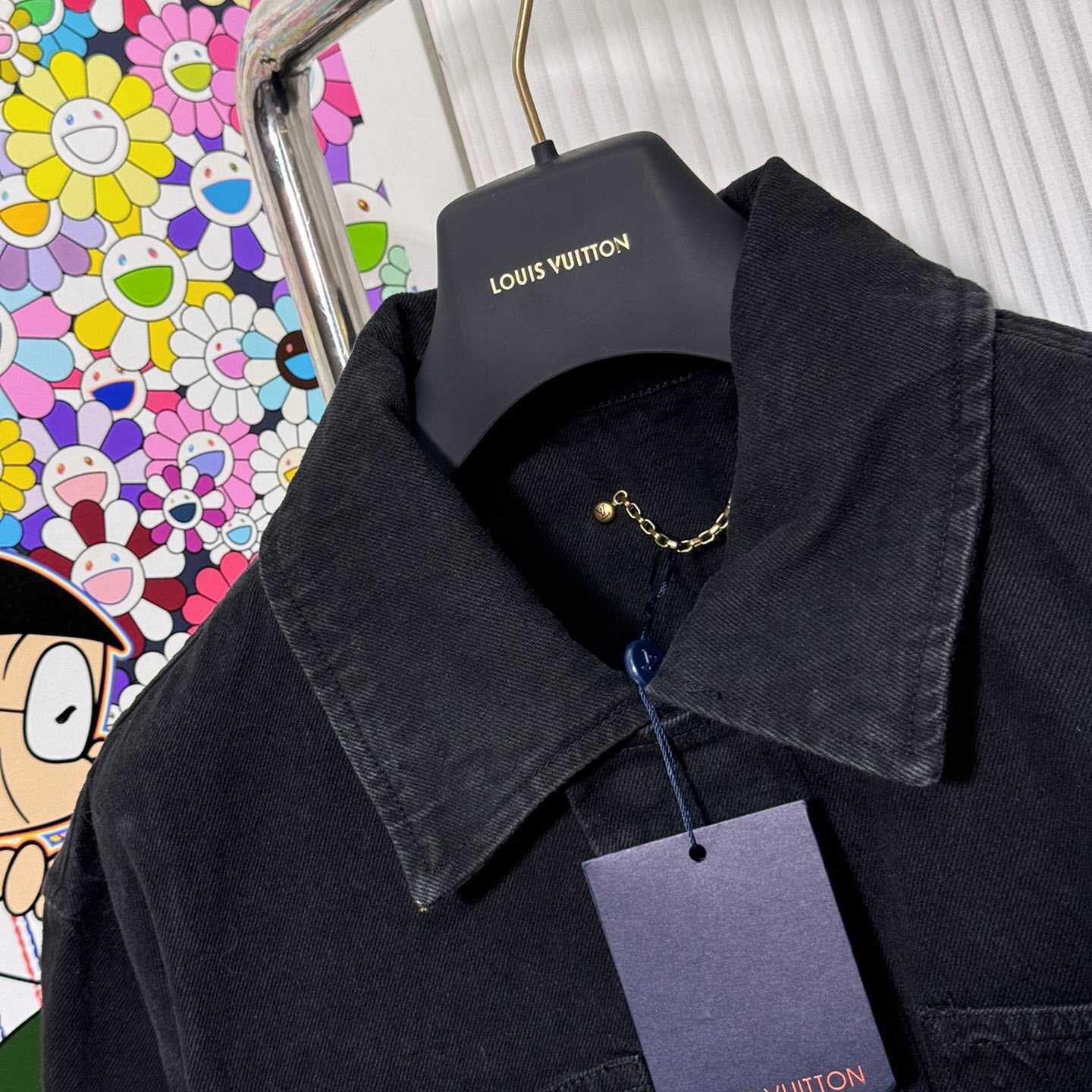Louis Vuitton Short-Sleeved Denim Workwear Shirt 1AFVA4 - DopestKickz