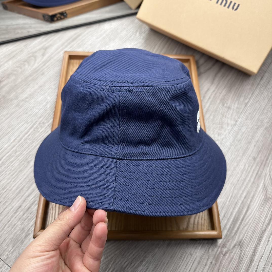 Miu Miu Bucket Hat - DopestKickz